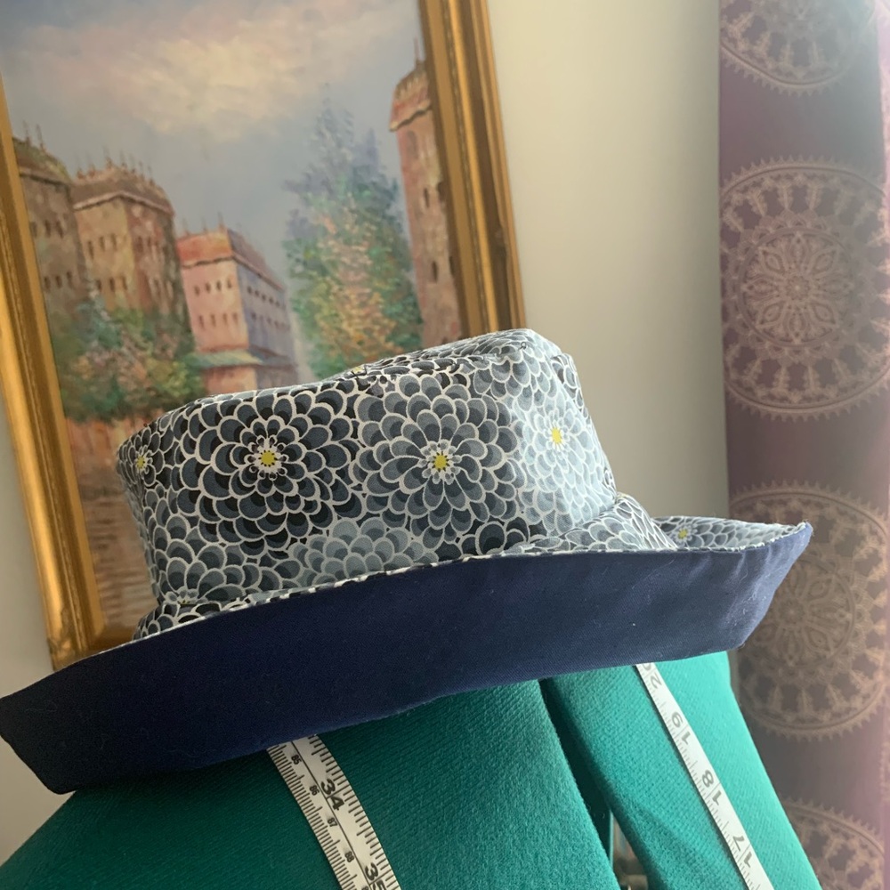 Navy Floral Patterned Bucket Hat